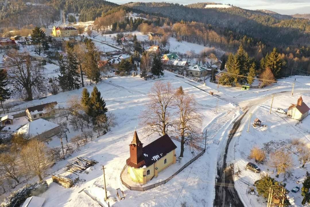 Burg Nad Banskou Stiavnicou Vendégház Hegybánya Kültér fotó