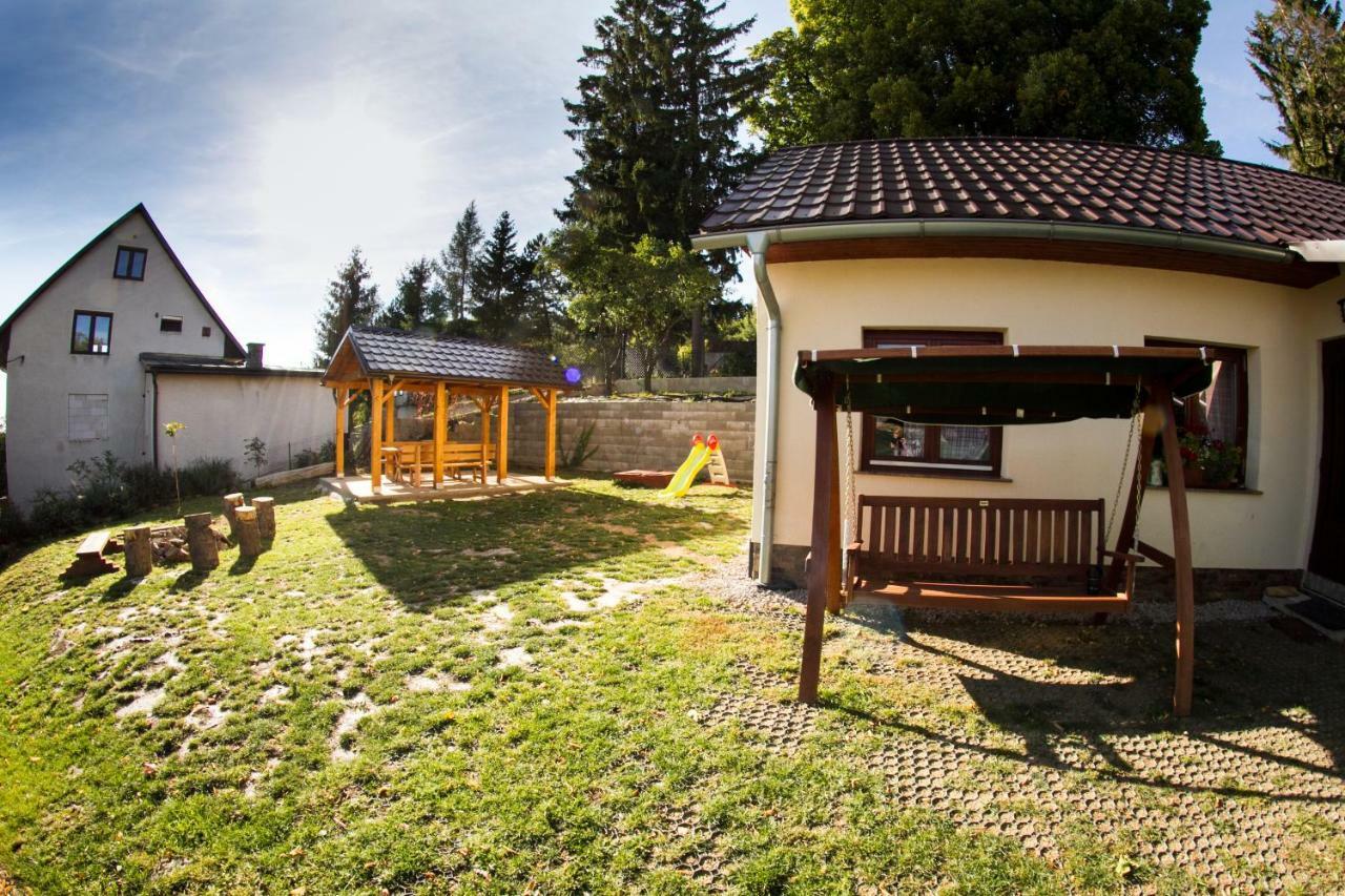 Burg Nad Banskou Stiavnicou Vendégház Hegybánya Kültér fotó